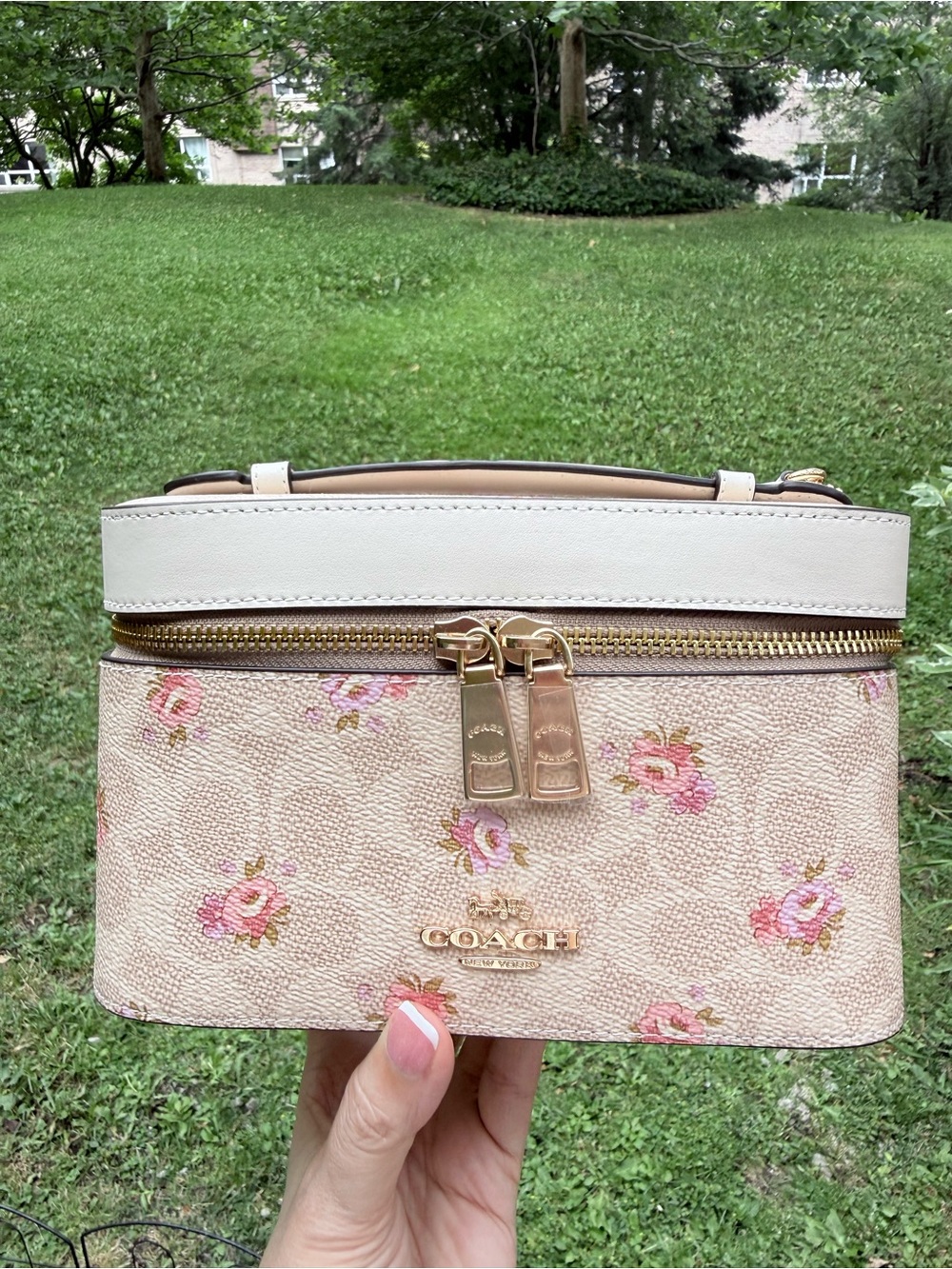 Coach Cosmetic Case In Signature Canvas With Floral Print - Picture 1 of 12
